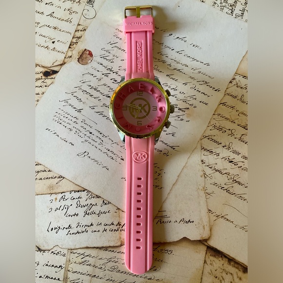 MICHAEL KORS Ladies Pink and Gold Tone Analog Watch - Picture 5 of 13